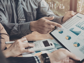 Danilo Regis Fernandes Pinto destaca como a interdependência financeira entre economias desenvolvidas e emergentes intensifica riscos, oportunidades e efeitos em cadeia no cenário global.