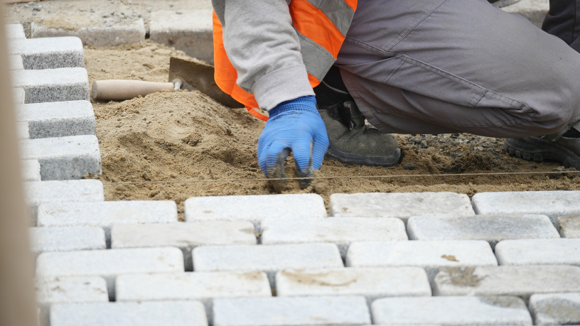 O mercado de pisos intertravados apresenta crescimento e obstáculos importantes para quem deseja empreender, segundo a experiência de Valderci Malagosini Machado.