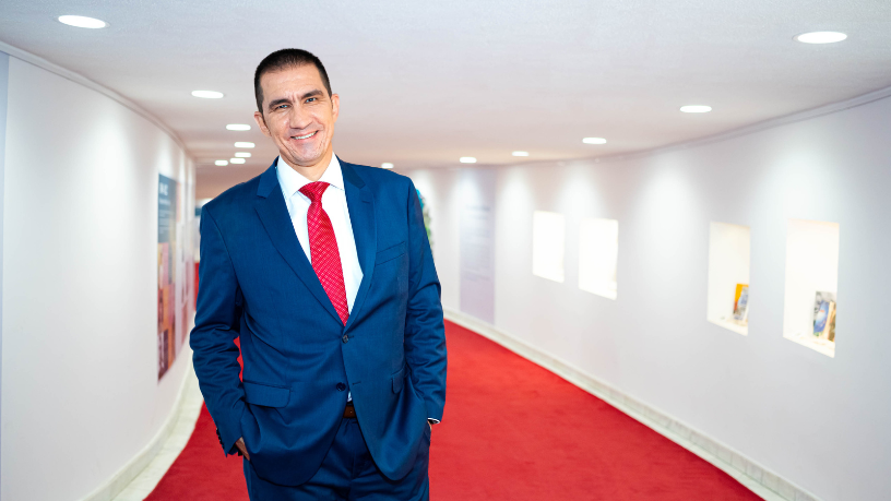 Elton Fernandes